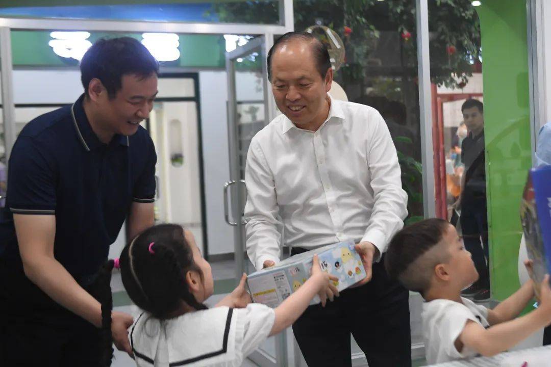 语全市少年儿童开元棋牌安伟寄