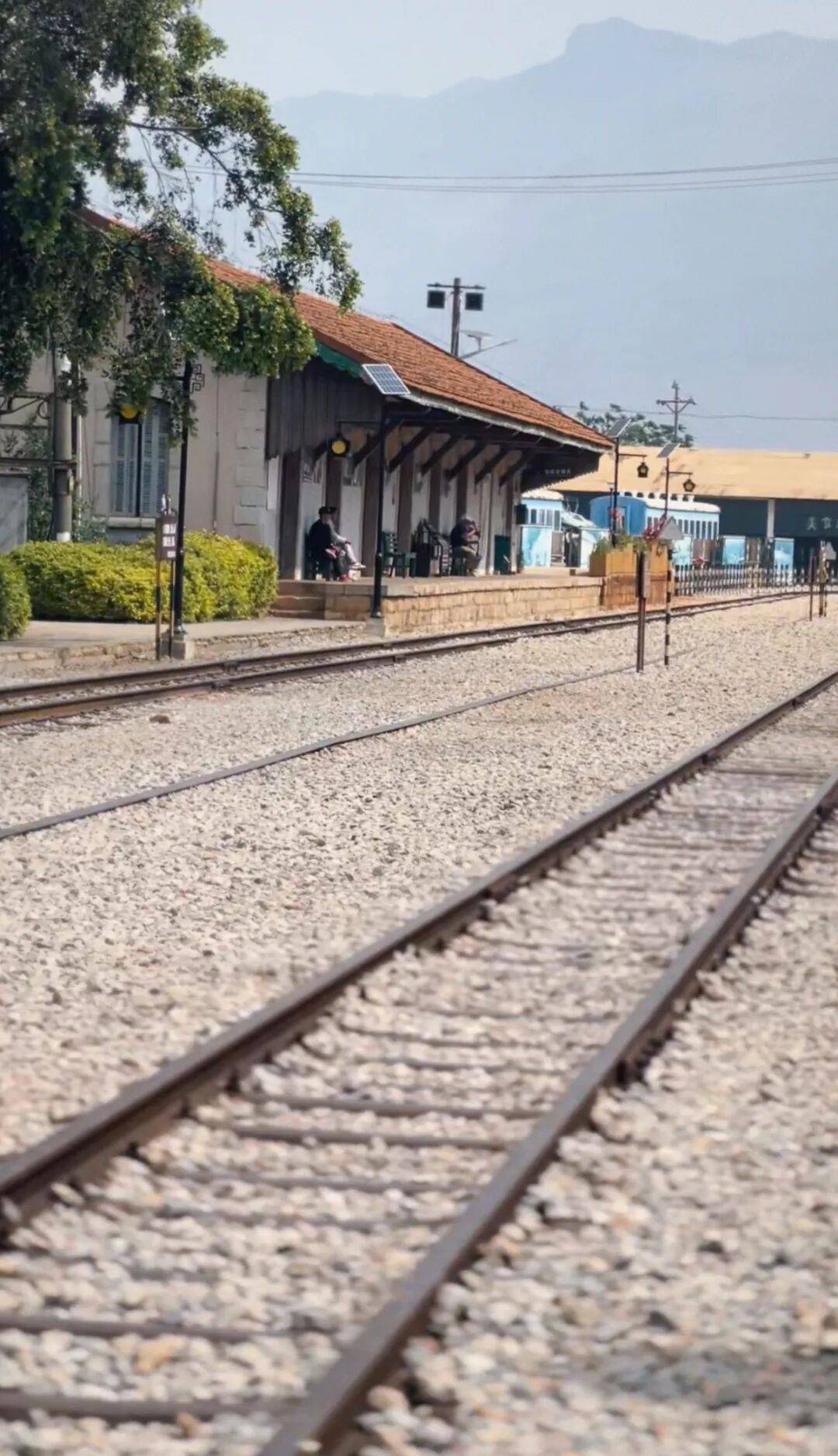 00年前的铁路去越南开元棋牌网站跨年走1(图3)