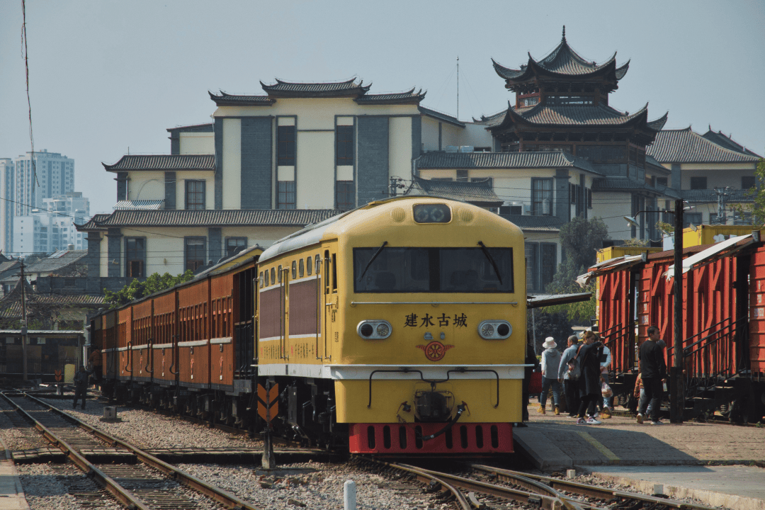 00年前的铁路去越南开元棋牌网站跨年走1(图7)