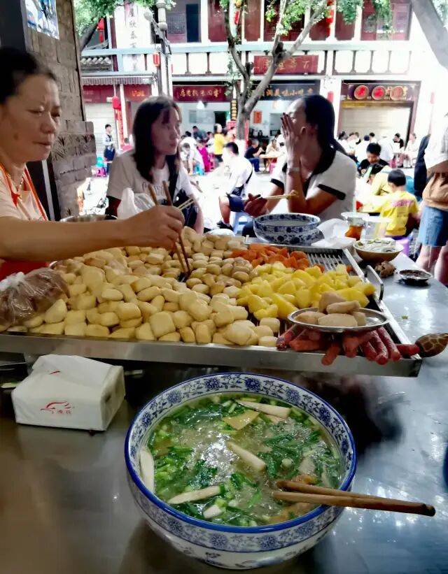 00年前的铁路去越南开元棋牌网站跨年走1(图16)