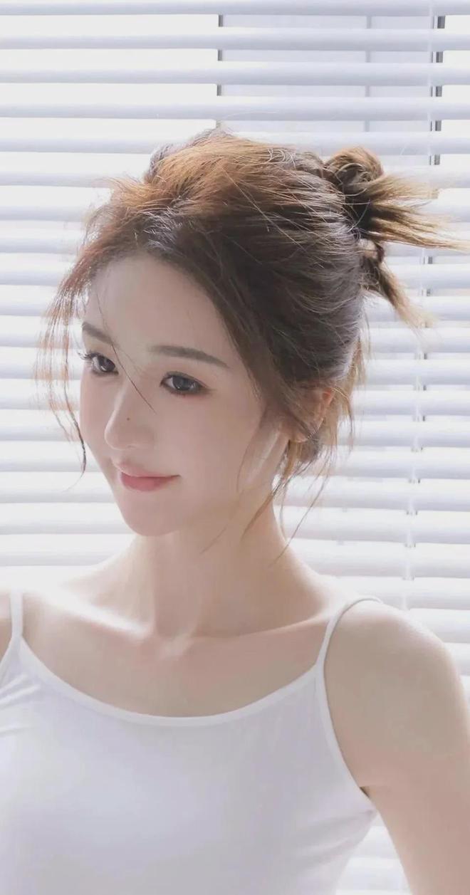 奸艳母 MBA智库开元棋牌试玩厨房